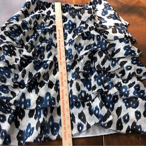 Worth Collection Blue, Black, and White Ikat Ruffled Skirt Size 8 - Picture 10 of 10